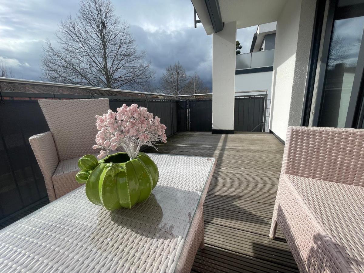 Exklusive Wohnung Zentral Mit Grossem Balkon Losheim Exteriör bild