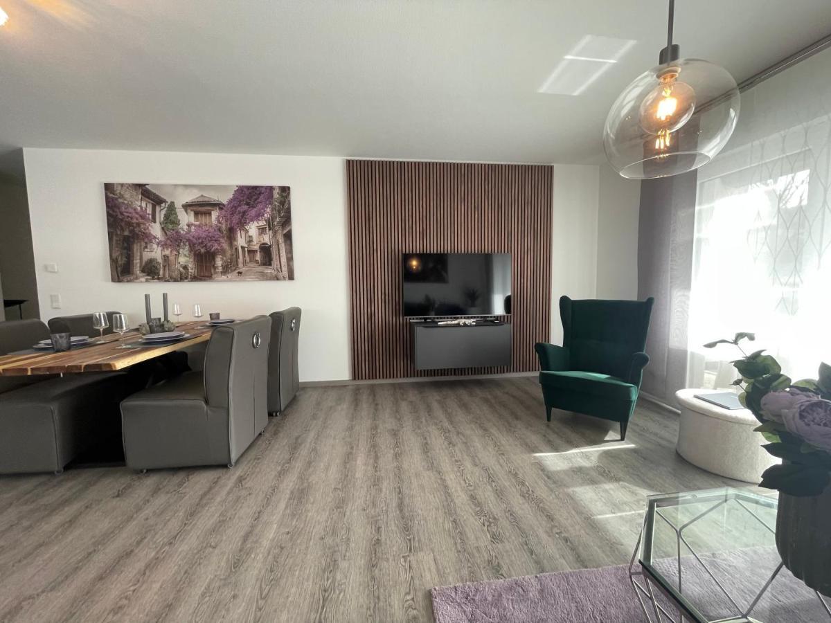 Exklusive Wohnung Zentral Mit Grossem Balkon Losheim Exteriör bild
