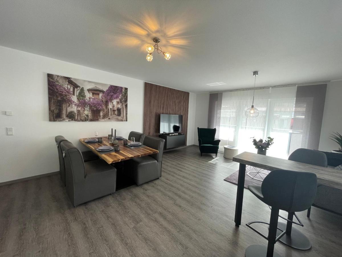 Exklusive Wohnung Zentral Mit Grossem Balkon Losheim Exteriör bild