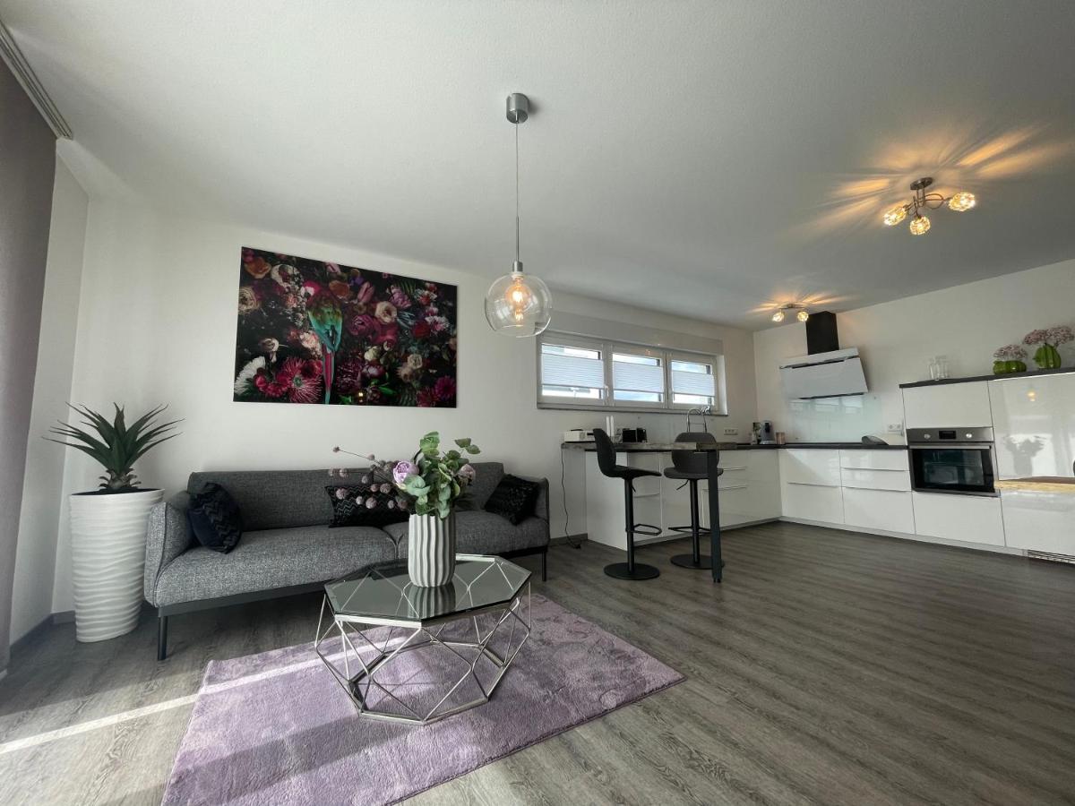 Exklusive Wohnung Zentral Mit Grossem Balkon Losheim Exteriör bild